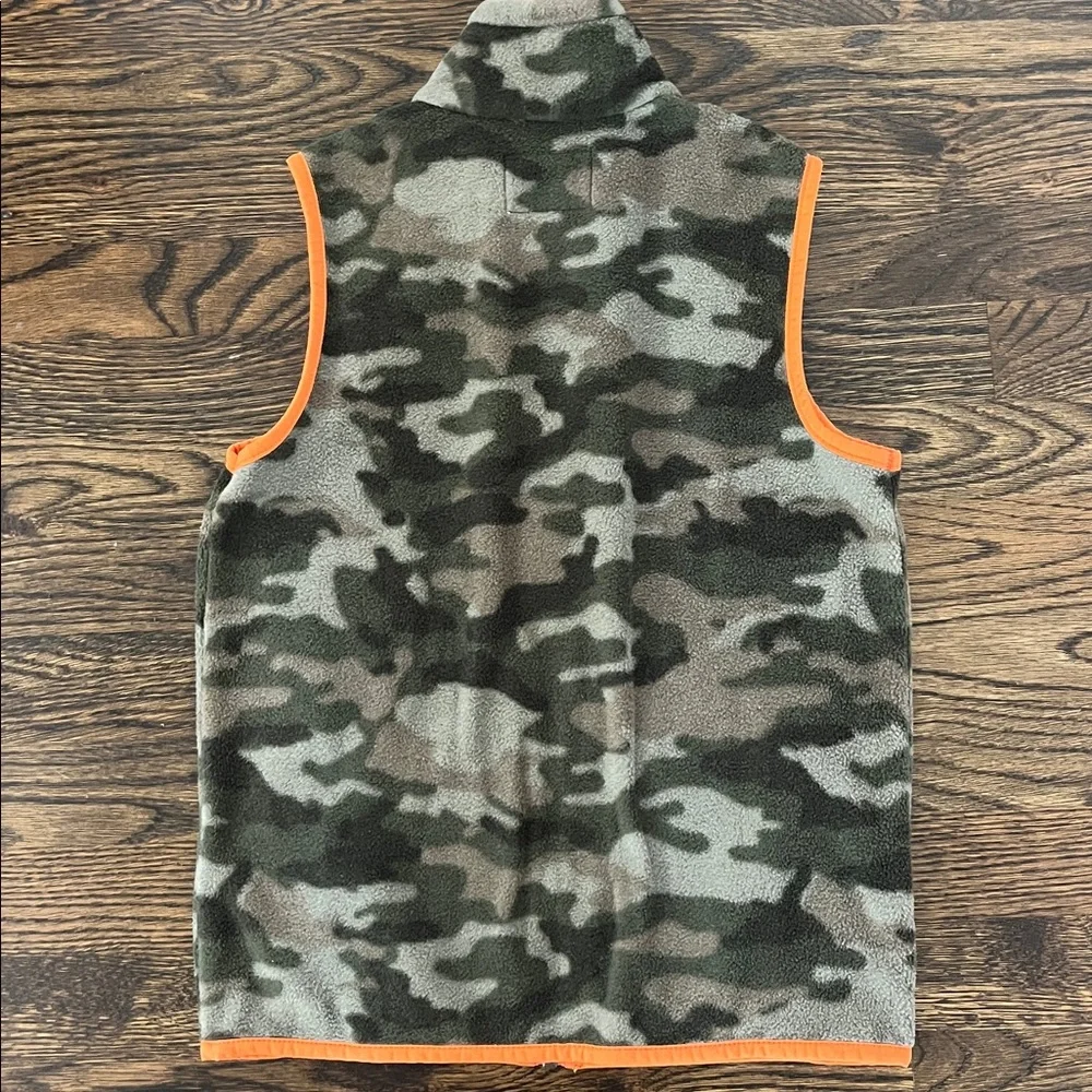 EUC Amazon Camo Fleece Vest size 8
